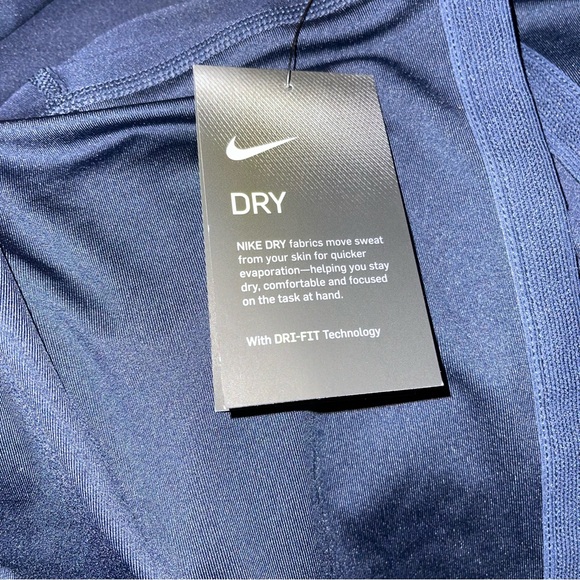 NWT Nike Court Dry Elevated Essentials Dry Fit Women’s Size L Tennis Skirt Blue - Picture 10 of 11